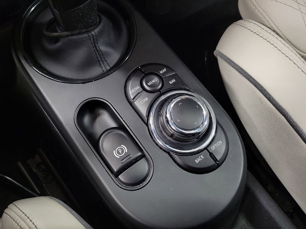 Used 2023 MINI Cooper SE image 16