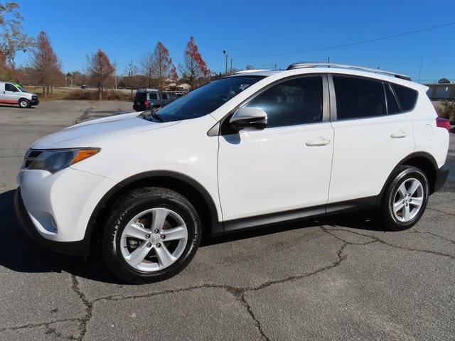 Used 2013 Toyota RAV4 XLE image 14