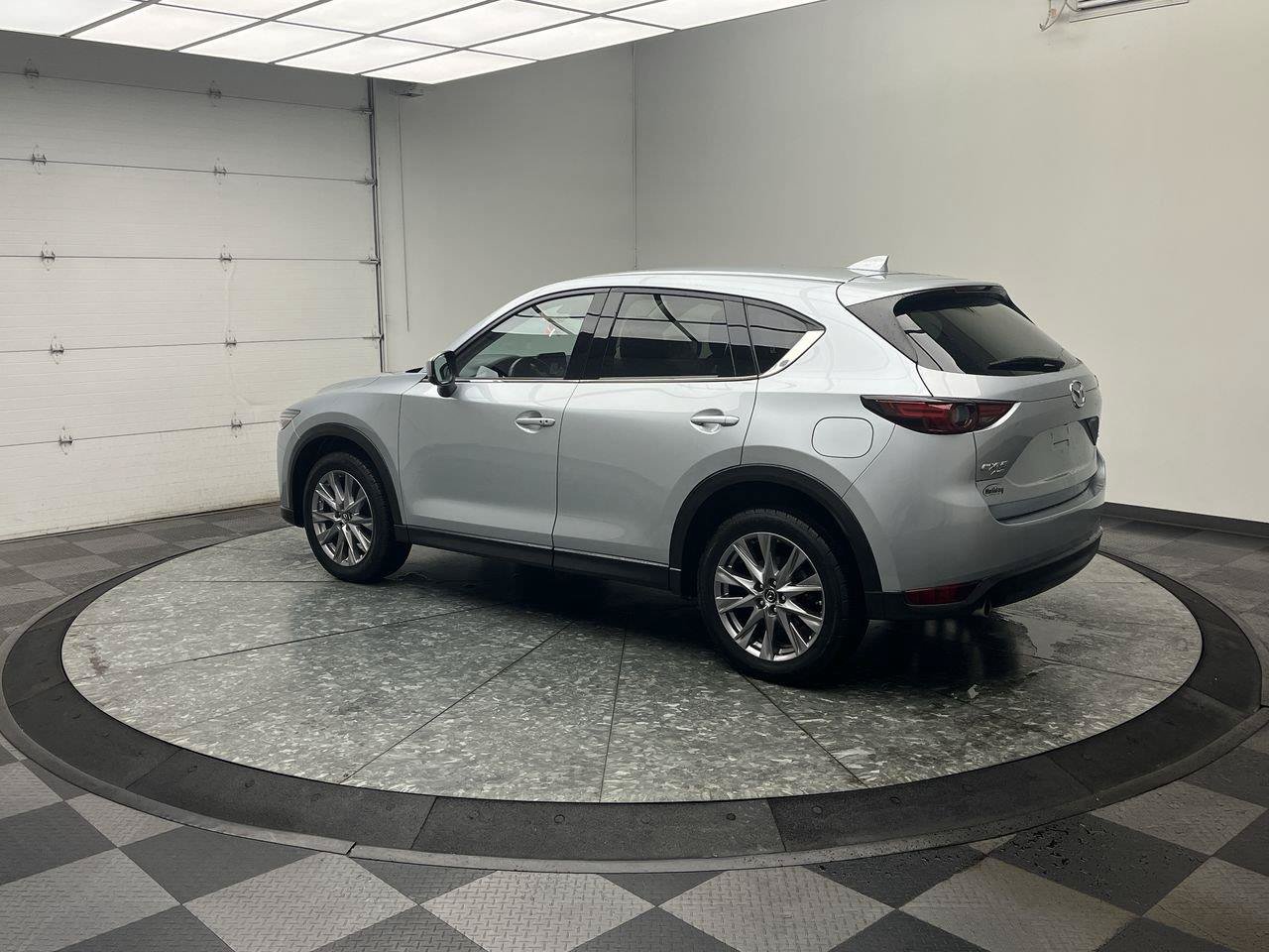 Used 2019 MAZDA CX-5 Grand Touring AWD/4WD image 2