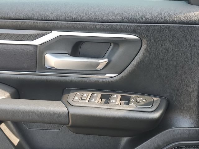 New 2026 RAM 1500 Big Horn AWD/4WD image 16