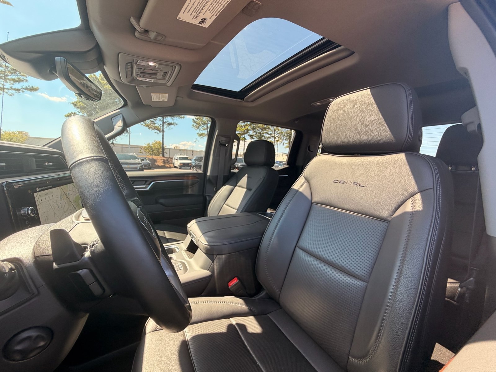 Used 2024 GMC Sierra 1500 Denali w/ Denali Reserve Package AWD/4WD image 28