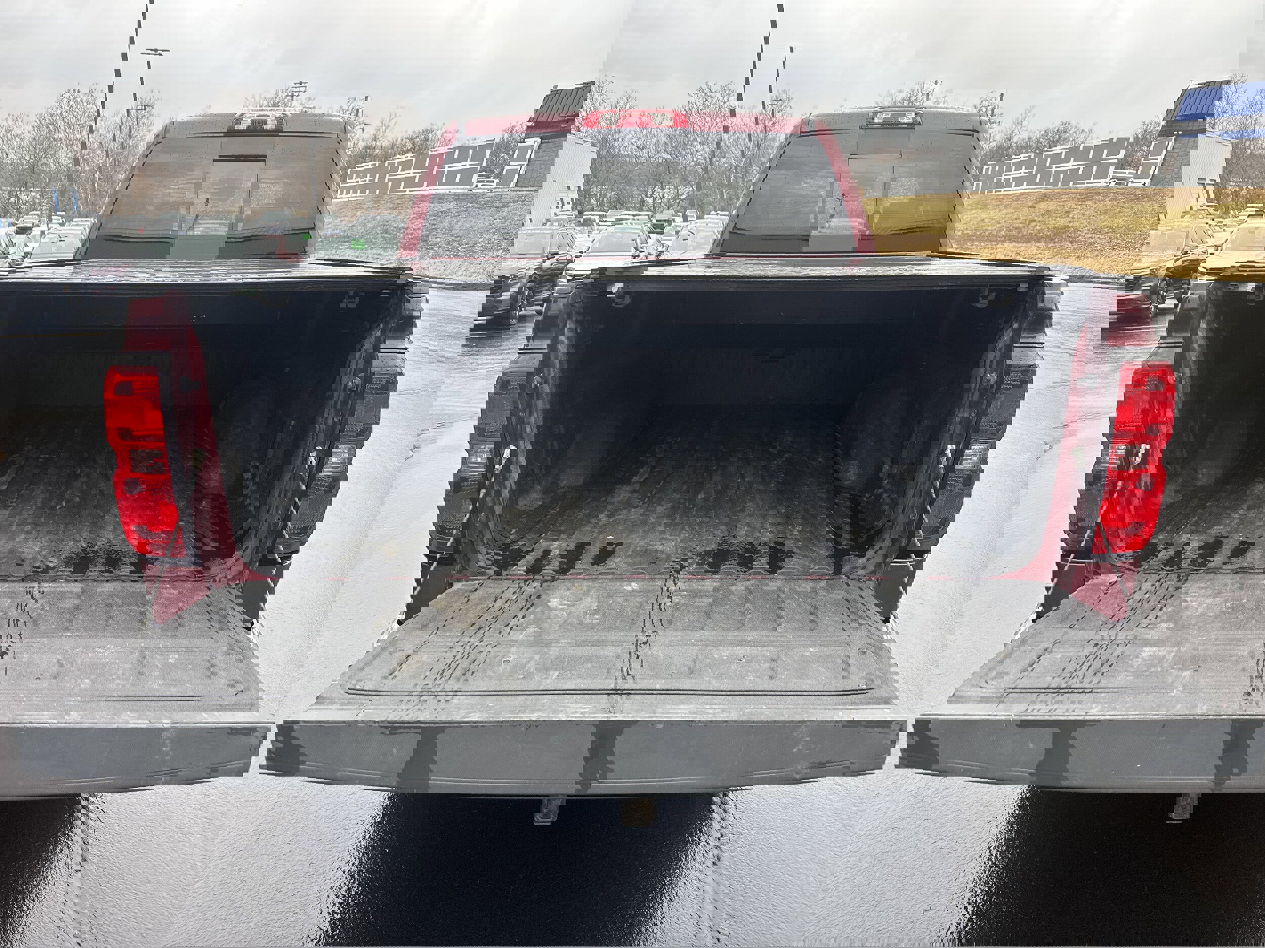 Used 2015 Chevrolet Silverado 1500 High Country w/ High Country Premium Package image 13