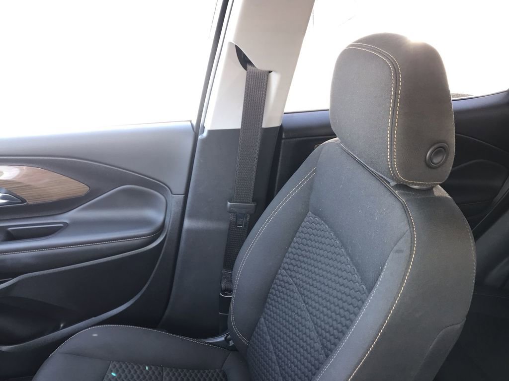 Used 2020 GMC Terrain SLE FWD image 22