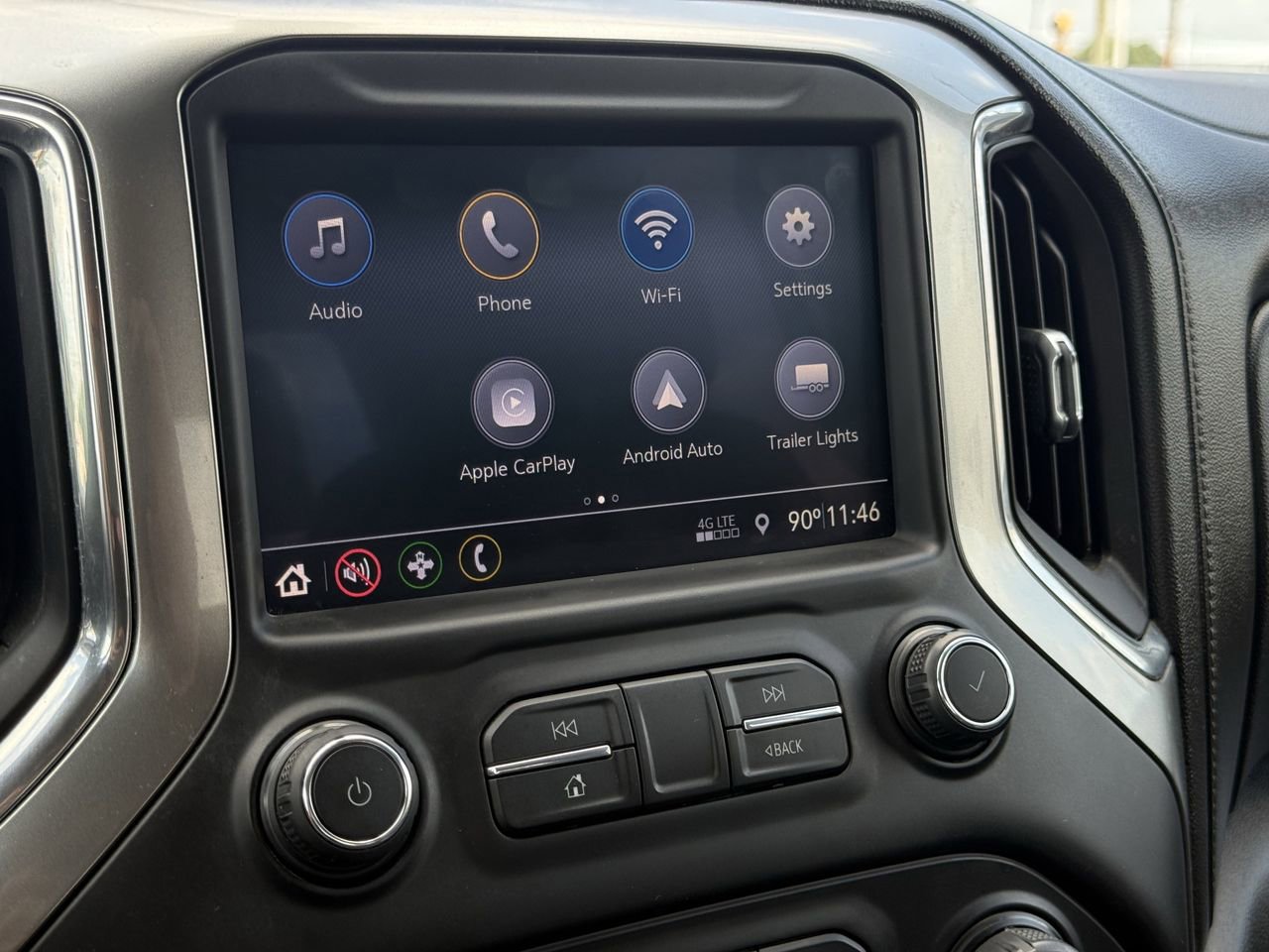 Used 2019 Chevrolet Silverado 1500 LT Trail Boss AWD/4WD image 17