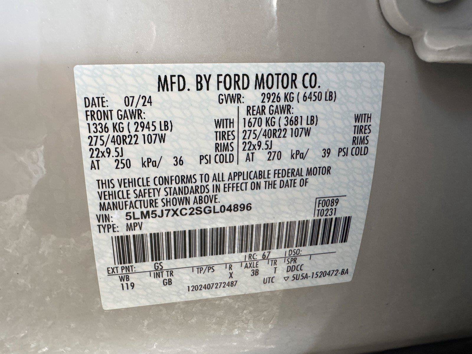 Used 2025 Lincoln Aviator Reserve w/ Equipment Group 201A AWD/4WD image 48