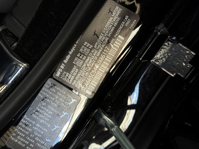 Used 2016 Rolls-Royce Wraith RWD image 19