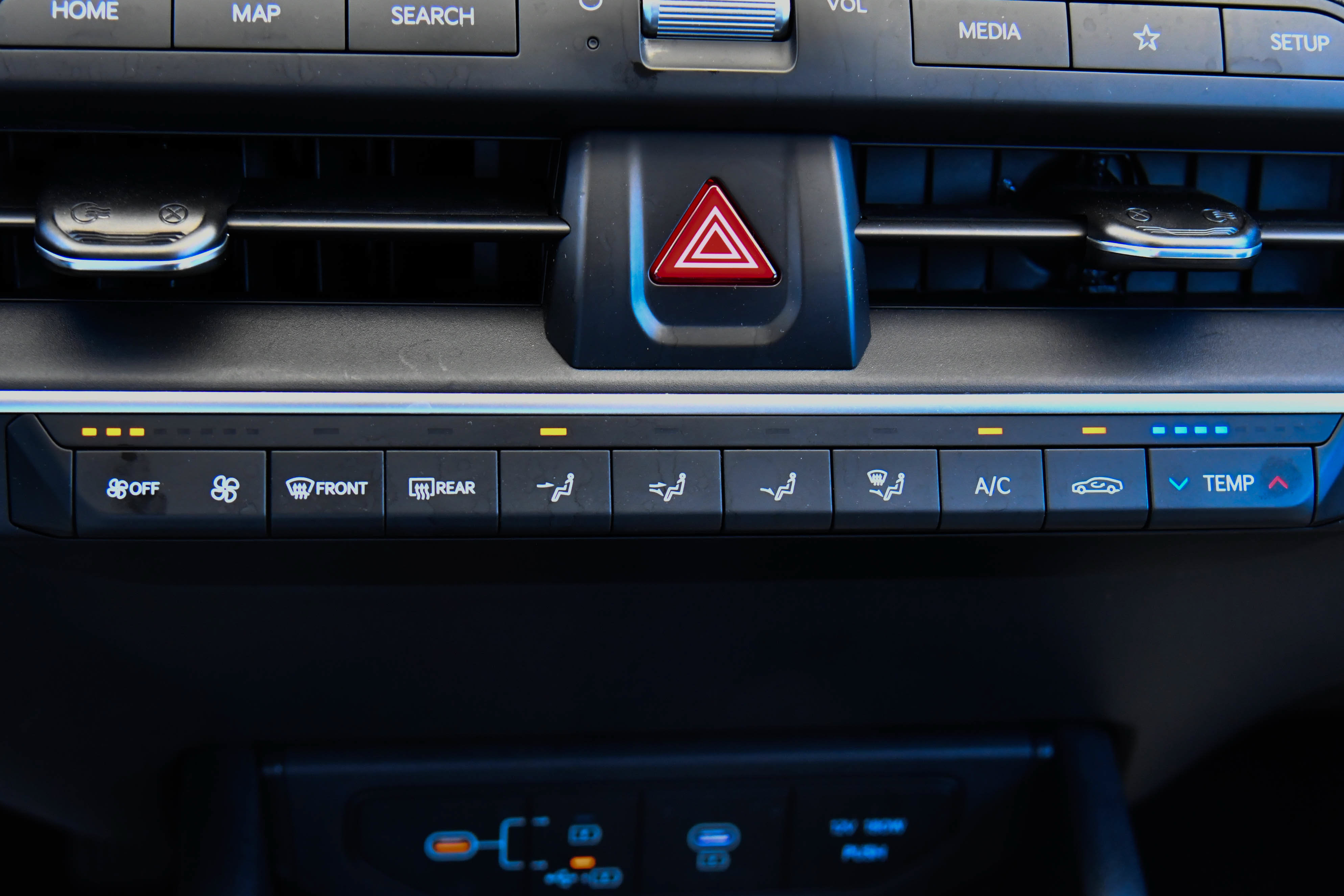 Used 2025 Kia K4 FWD image 26