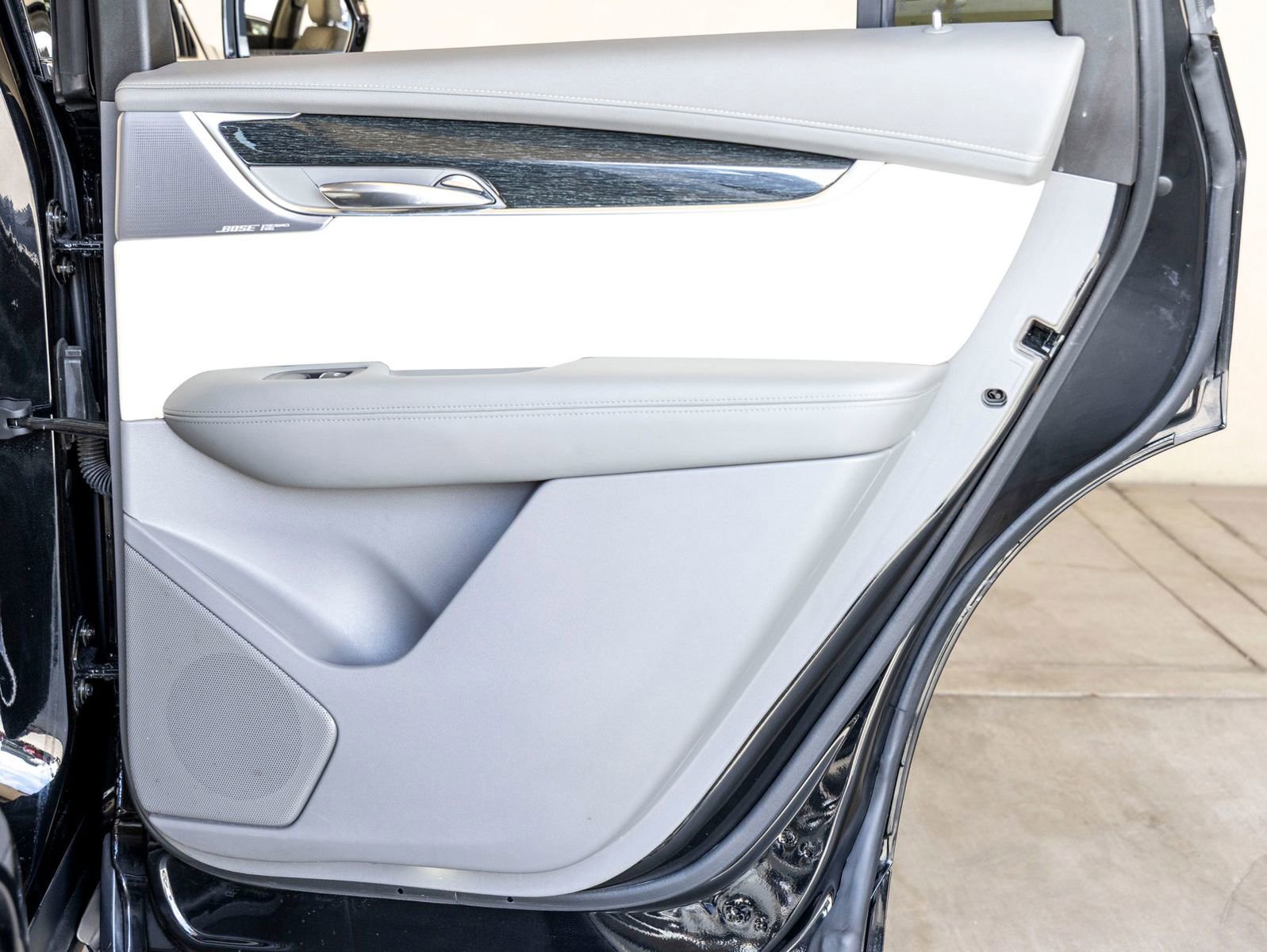 Used 2021 Cadillac XT6 Premium Luxury FWD image 23