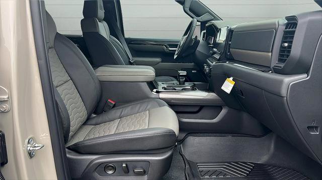 New 2026 Chevrolet Silverado 1500 ZR2 w/ ZR2 Bison Edition AWD/4WD image 23