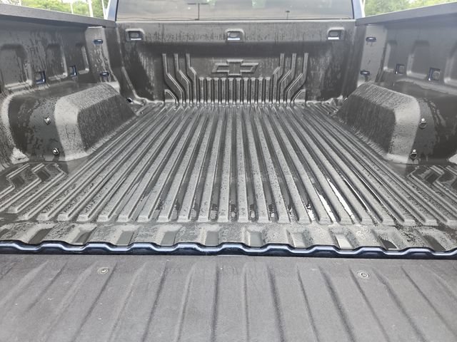 Used 2023 Chevrolet Silverado 1500 LT AWD/4WD image 23