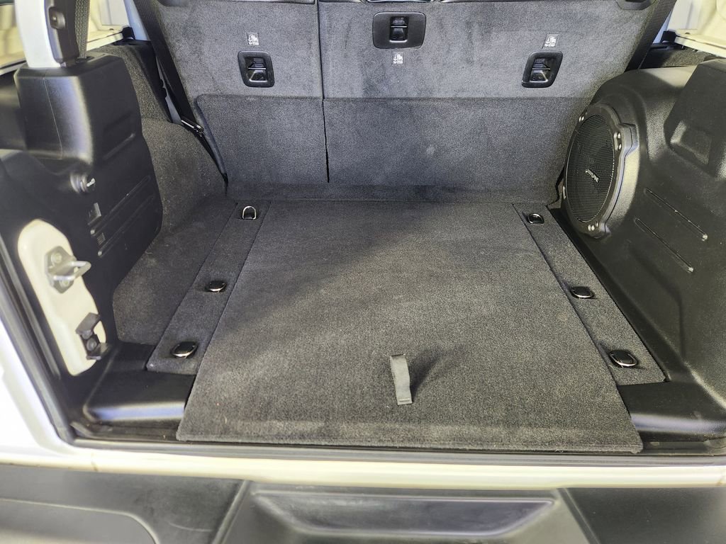 Used 2021 Jeep Wrangler Unlimited Rubicon w/ Trailer Tow Package image 34