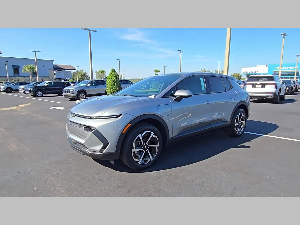 New 2026 Chevrolet Equinox EV LT image 15