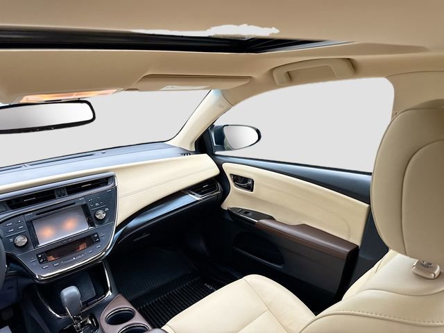 Used 2018 Toyota Avalon XLE Premium w/ All Weather Liner Package image 26