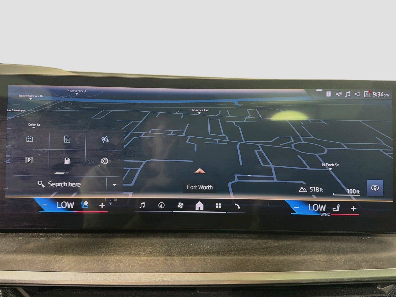 Used 2024 BMW X7 xDrive40i w/ M Sport Package AWD/4WD image 12