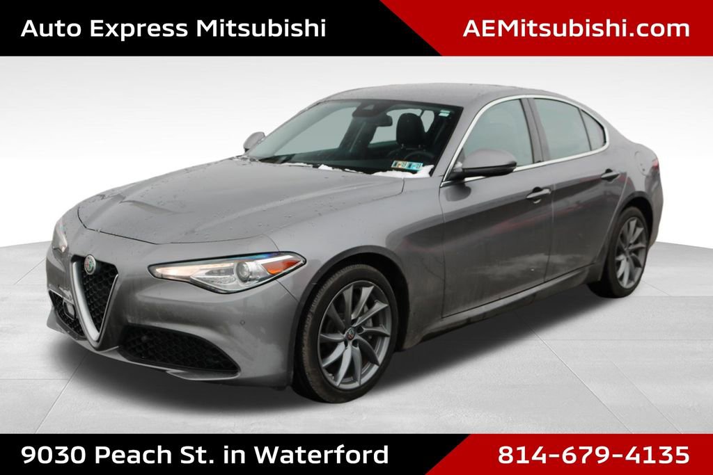 Used 2017 Alfa Romeo Giulia AWD image 7