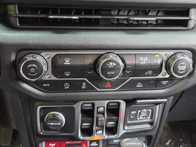 Used 2025 Jeep Gladiator Sport AWD/4WD image 19