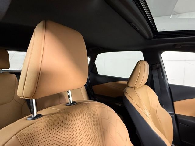 Used 2025 Lexus RX 350 Premium w/ Accessory Package (Z1) image 36