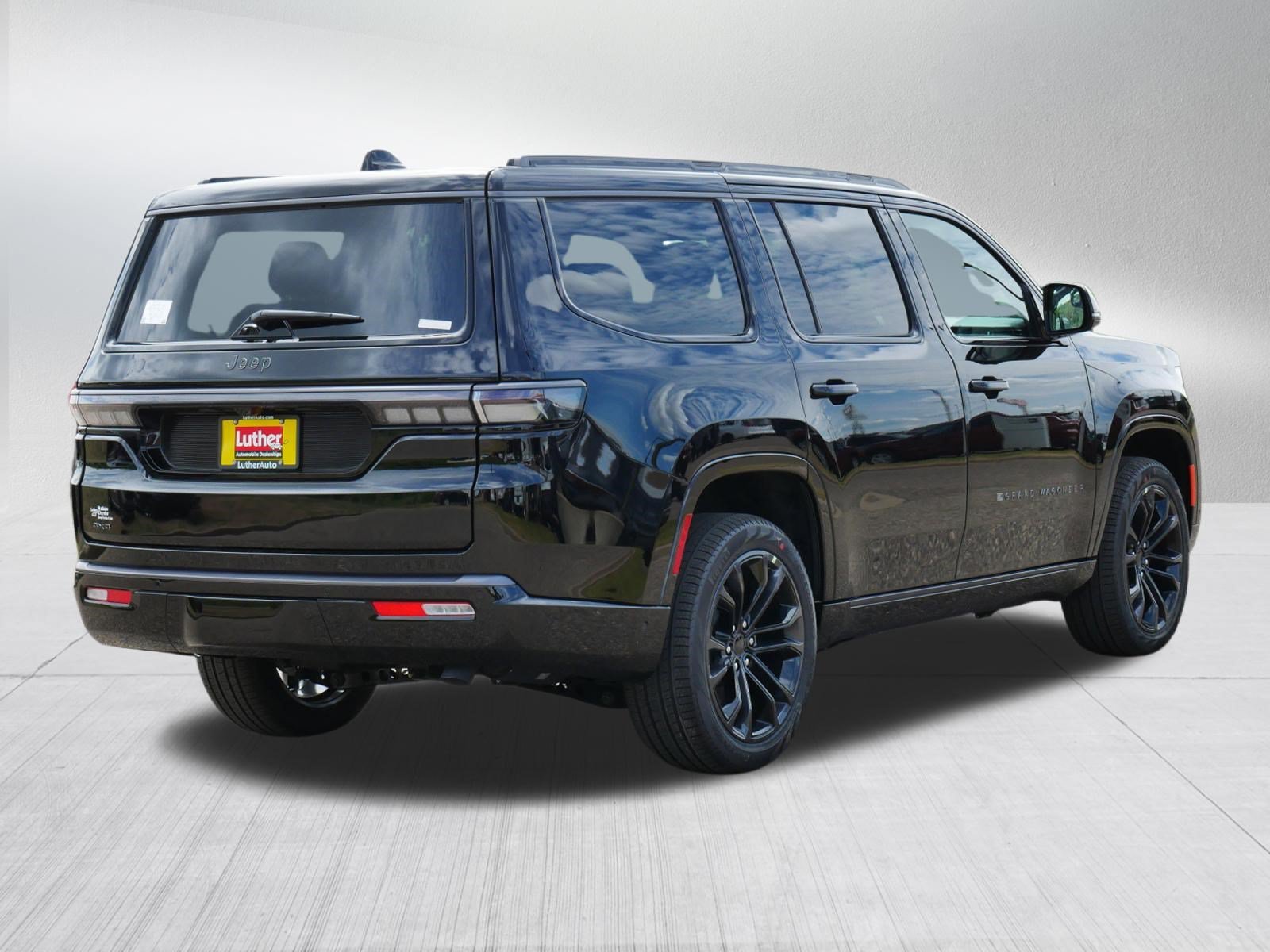 New 2026 Jeep Grand Wagoneer Summit w/ Premium Group III AWD/4WD video 2