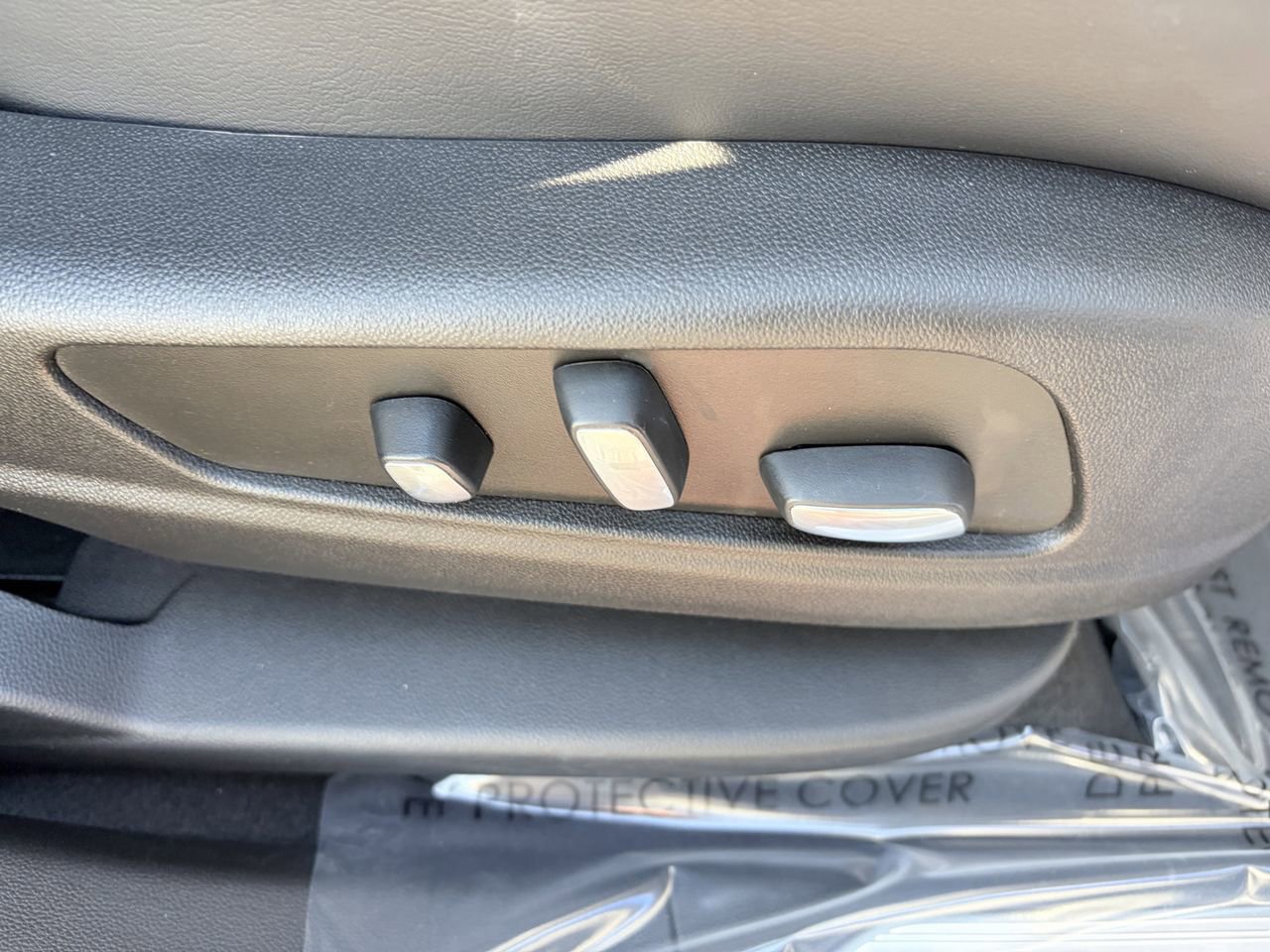 Certified 2023 Cadillac XT5 Sportv w/ Technology Package image 12