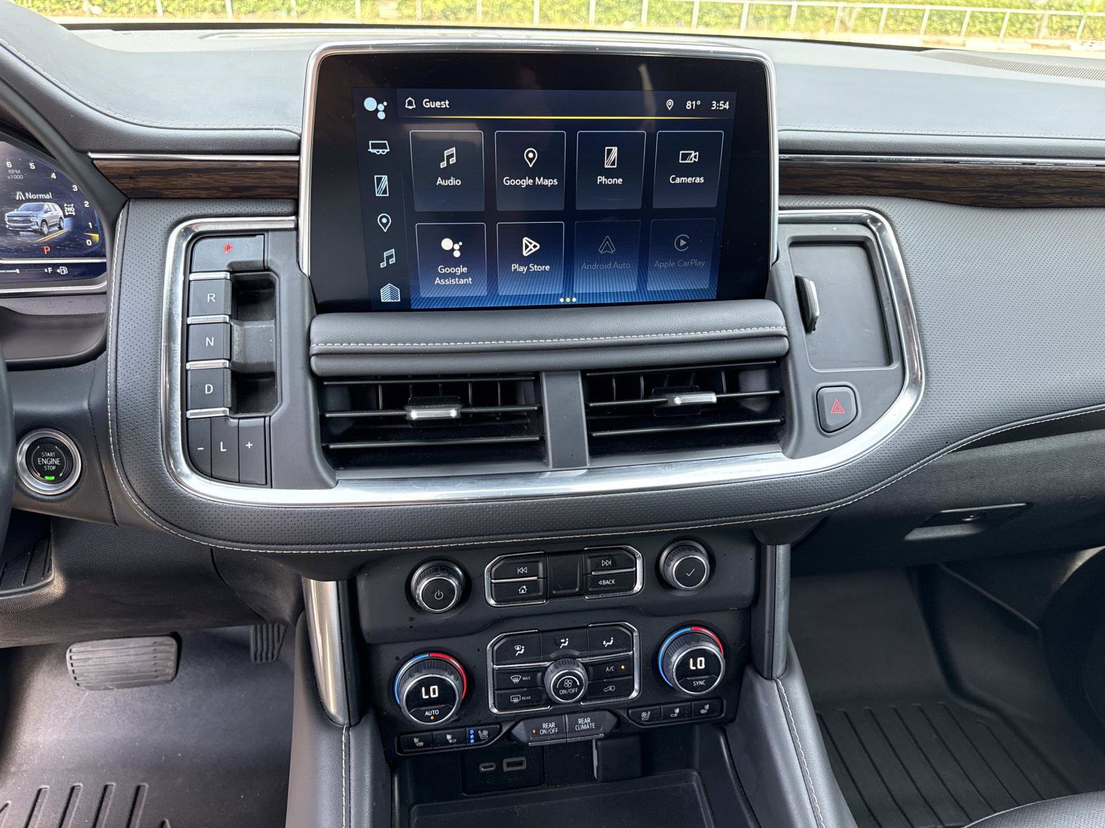 Used 2023 Chevrolet Tahoe Premier AWD/4WD image 24