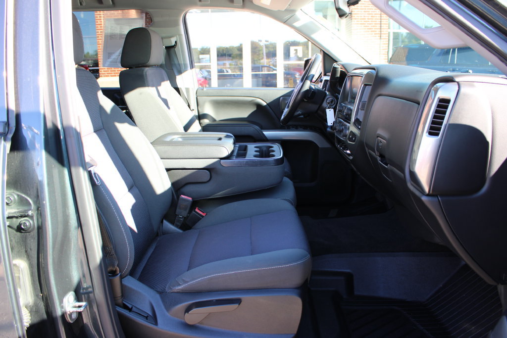 Certified 2018 Chevrolet Silverado 1500 LT w/ All Star Edition AWD/4WD image 39