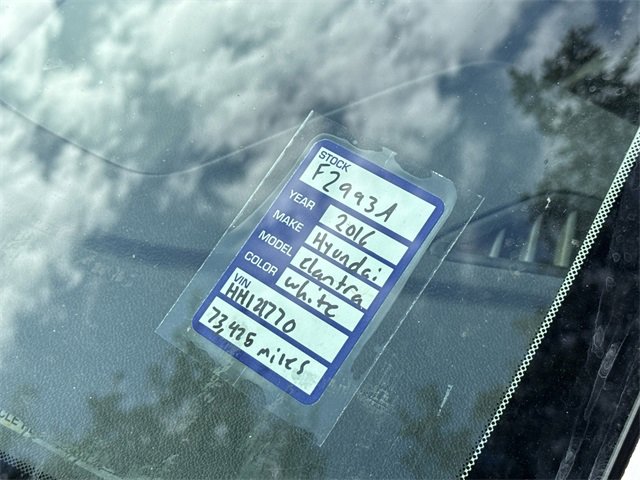 Used 2017 Hyundai Elantra SE image 7
