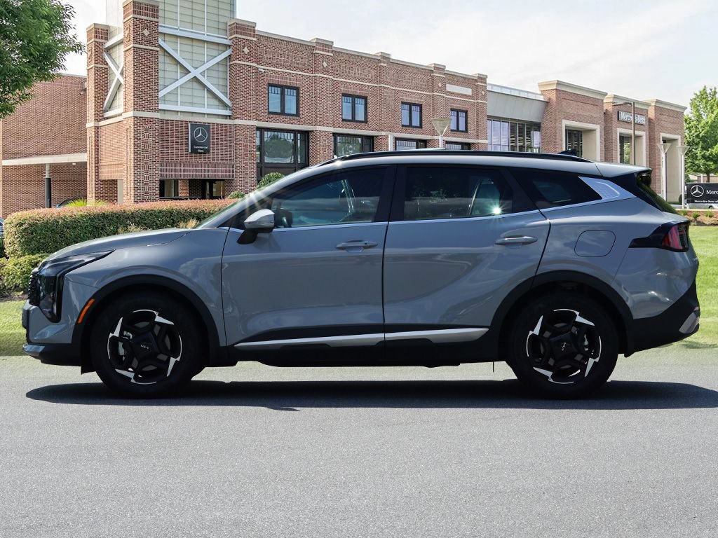 Used 2026 Kia Sportage EX w/ EX Panorama Roof Package FWD image 8