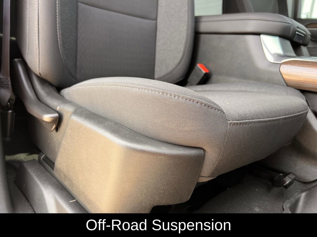 Used 2025 Chevrolet Silverado 2500 LT w/ Safety Package image 31