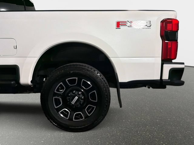Used 2025 Ford F250 Platinum AWD/4WD image 16
