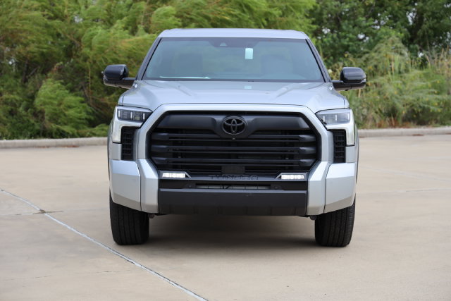 New 2026 Toyota Tundra Limited w/ Limited PVM Package AWD/4WD image 2
