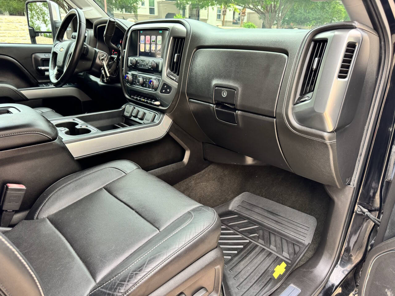 Used 2016 Chevrolet Silverado 2500 LTZ w/ Duramax Plus Package AWD/4WD image 20