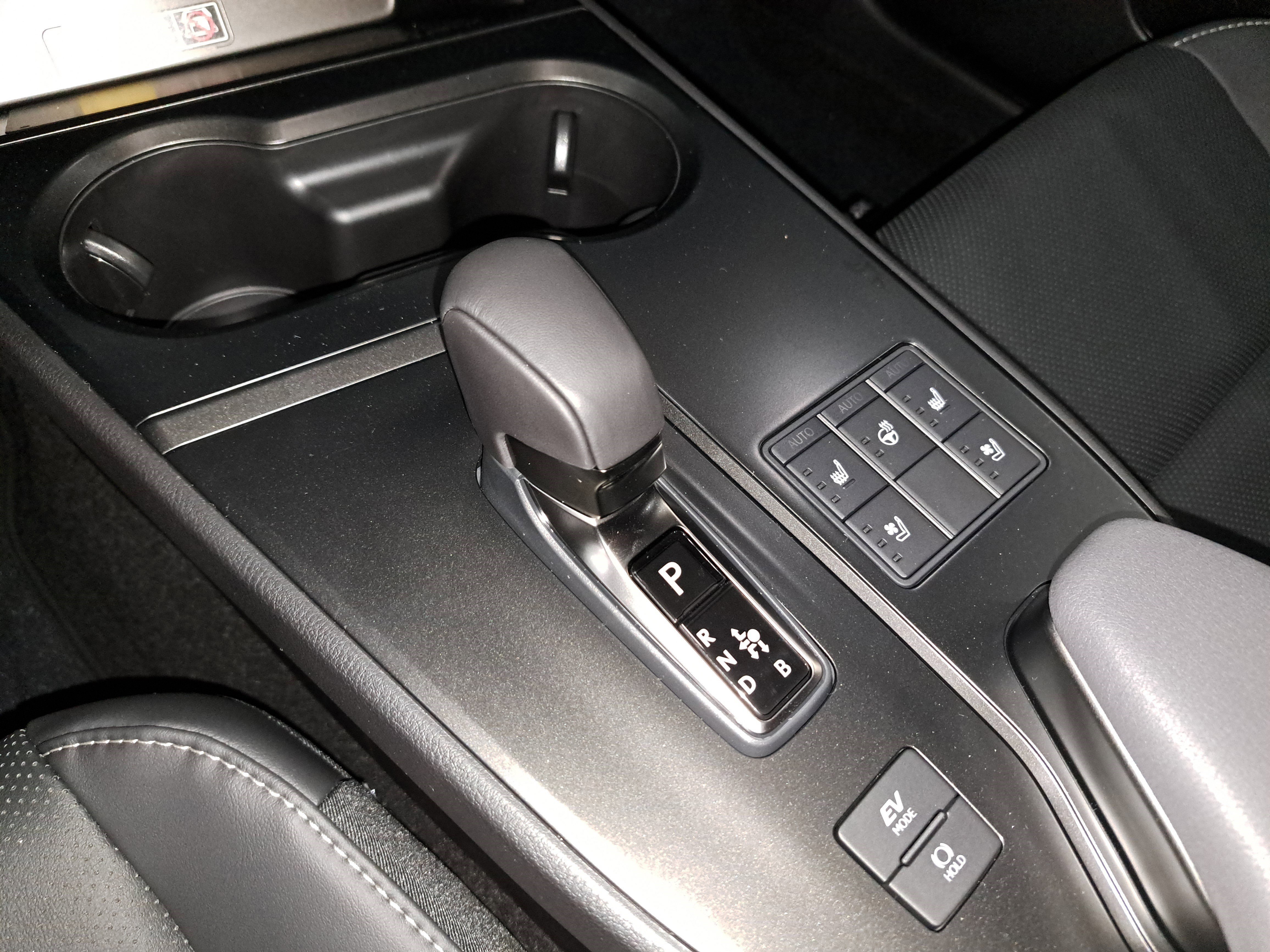 New 2025 Lexus UX 300h FWD image 21