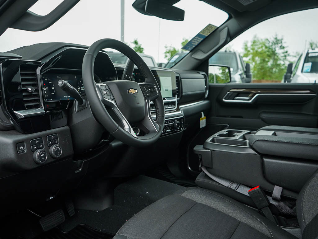 New 2026 Chevrolet Silverado 1500 LT AWD/4WD image 16