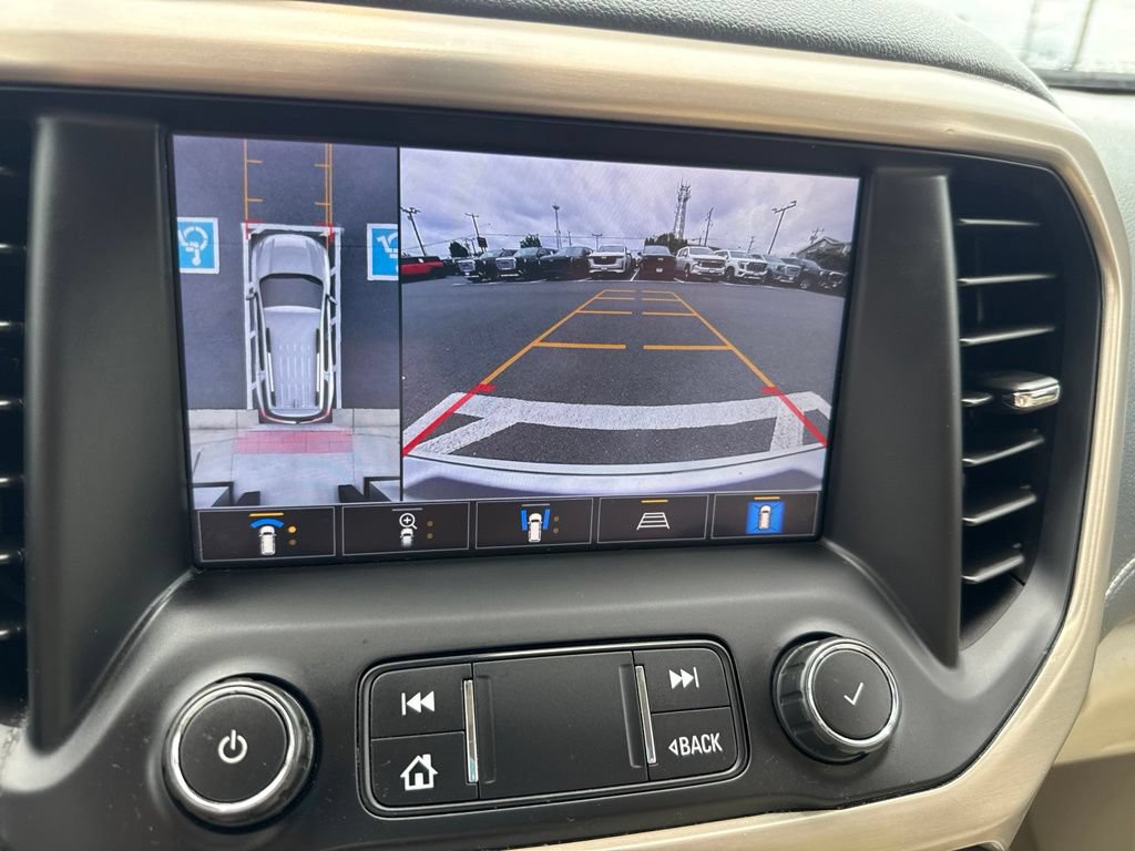 Used 2021 GMC Acadia Denali w/ Denali Technology Package FWD image 25