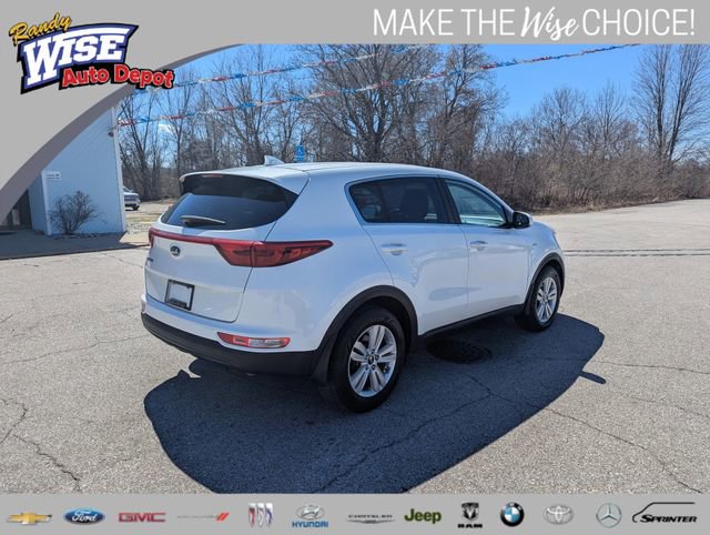 Used 2017 Kia Sportage LX AWD/4WD image 3