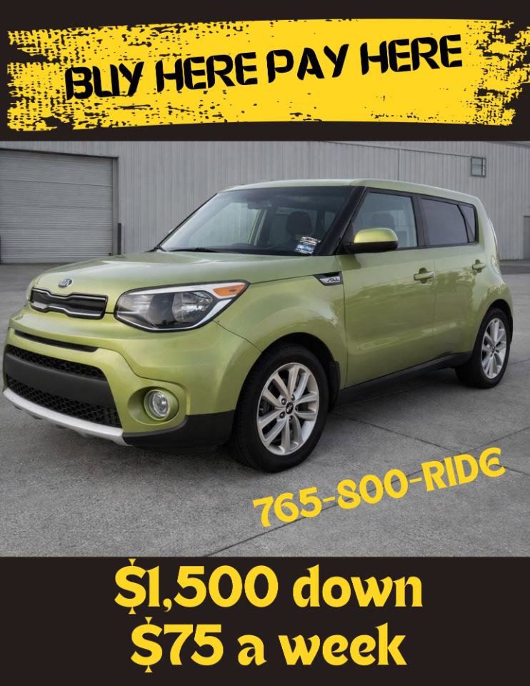 Used 2017 Kia Soul + image 1