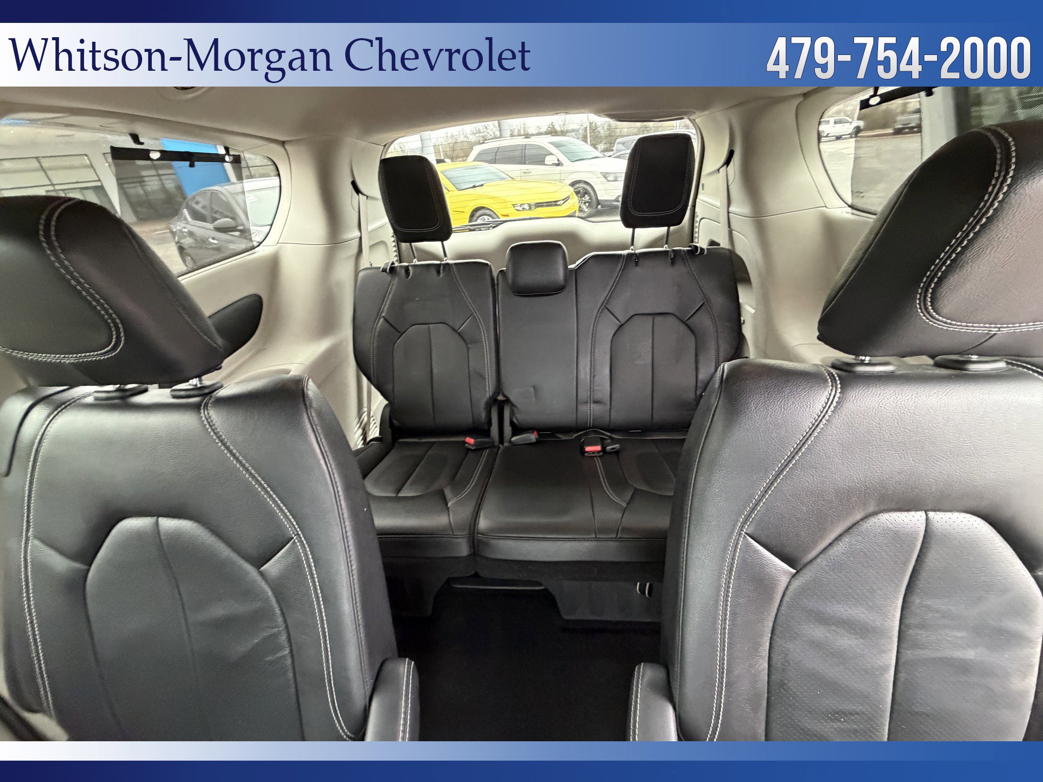 Used 2022 Chrysler Pacifica Touring-L image 40