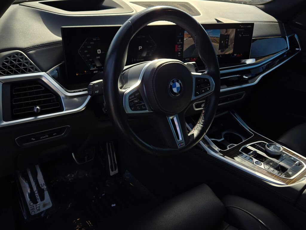Used 2024 BMW X7 M60i w/ Executive Package image 47