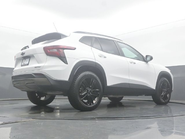 Used 2025 Chevrolet Trax ACTIV FWD image 49