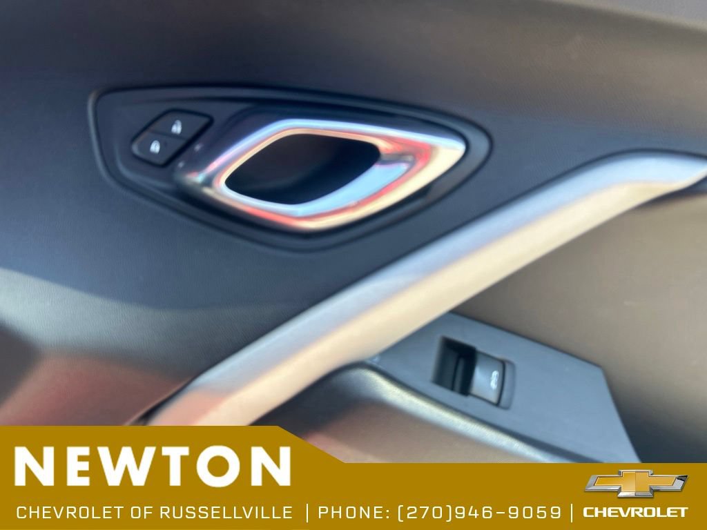 Used 2020 Chevrolet Camaro LT RWD image 24