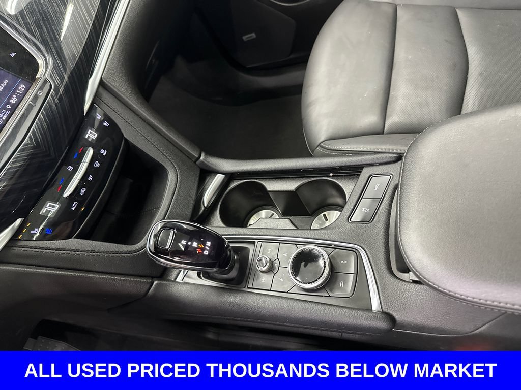 Used 2024 Cadillac XT6 Premium Luxury w/ LPO, Floor Liner Package AWD/4WD image 33
