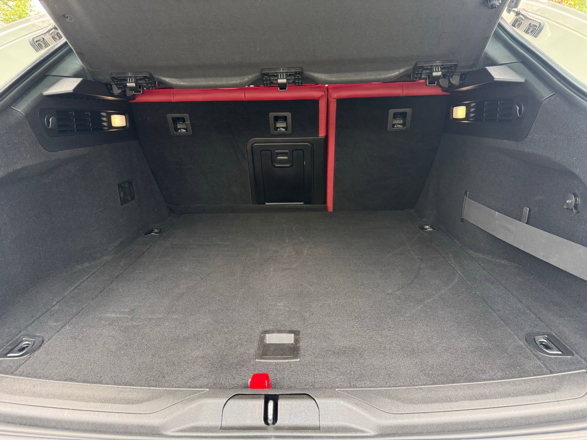 Used 2022 Maserati Levante GT image 23