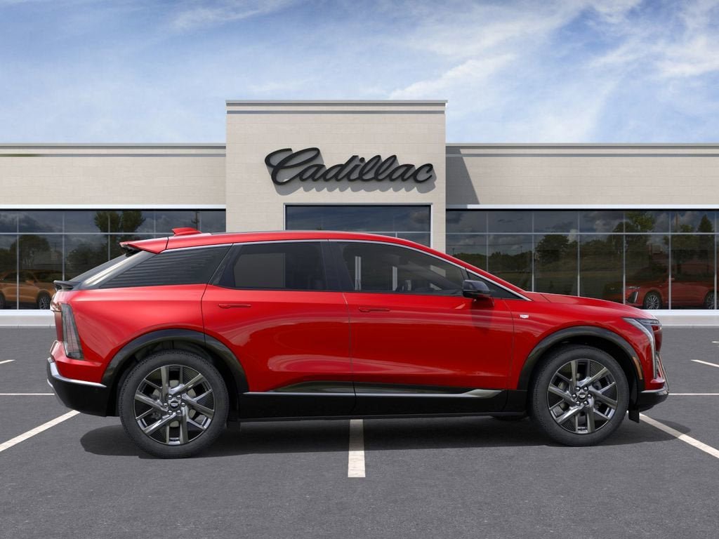 New 2026 Cadillac Optiq Luxury 1 RWD image 5