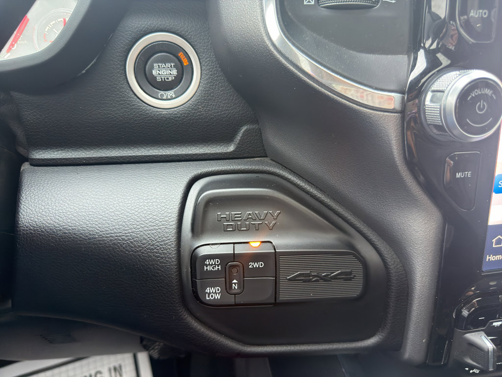Used 2023 RAM 2500 Laramie w/ Night Edition AWD/4WD image 29