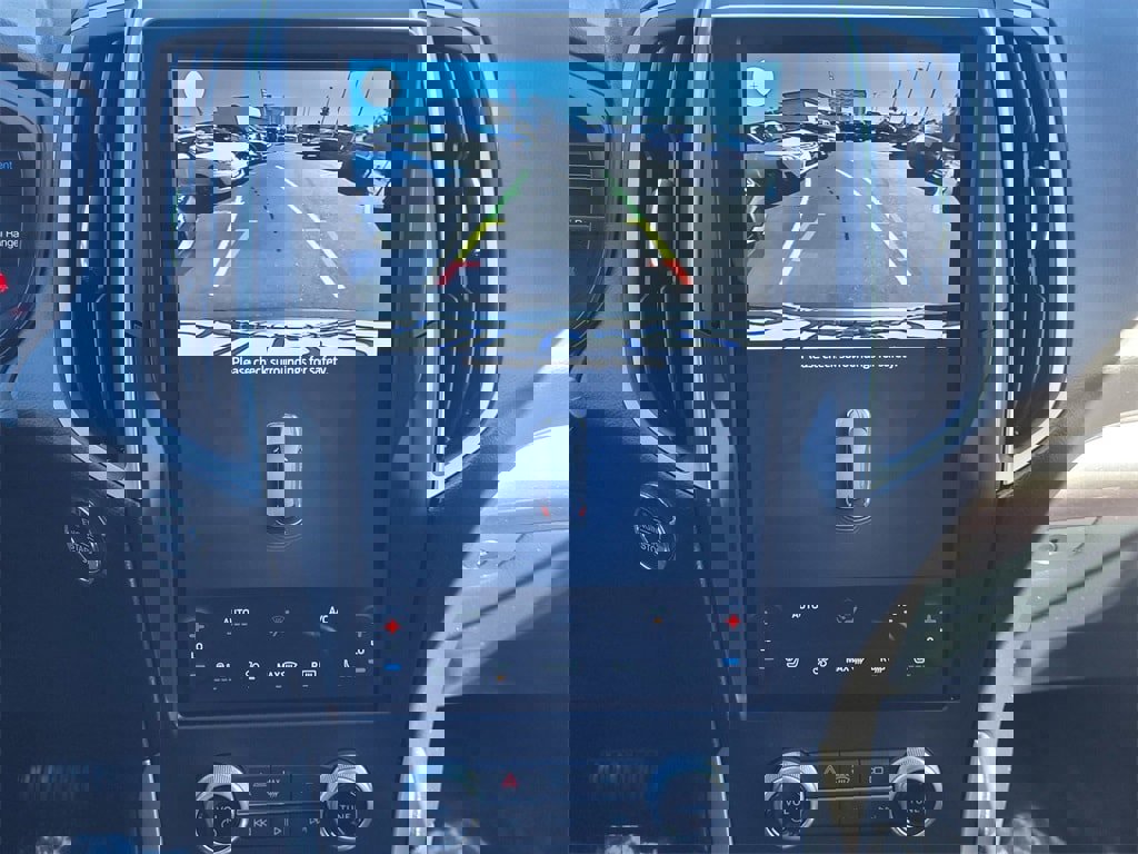 Used 2023 Ford Edge SEL w/ Convenience Package image 7