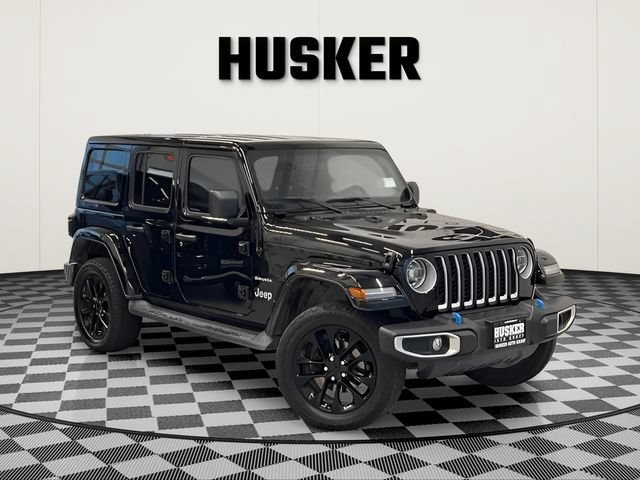 Used 2022 Jeep Wrangler Unlimited Sahara w/ Cold Weather Group AWD/4WD video 1