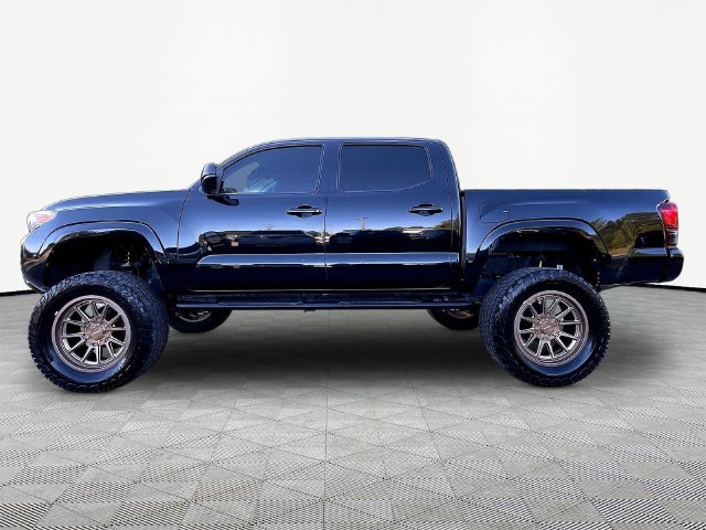 Used 2022 Toyota Tacoma SR w/ SR Convenience Package RWD image 8