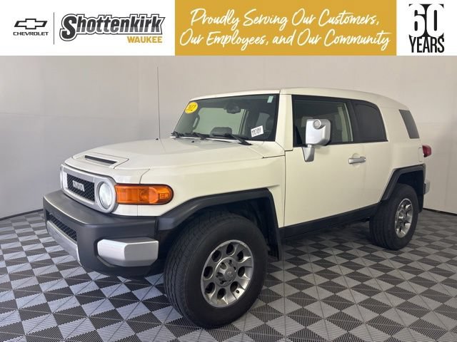 Used 2012 Toyota FJ Cruiser 4WD w/ Convenience Pkg image 1
