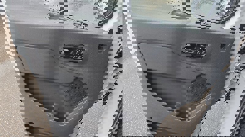 Used 2022 Ford Transit 150 Low Roof image 18