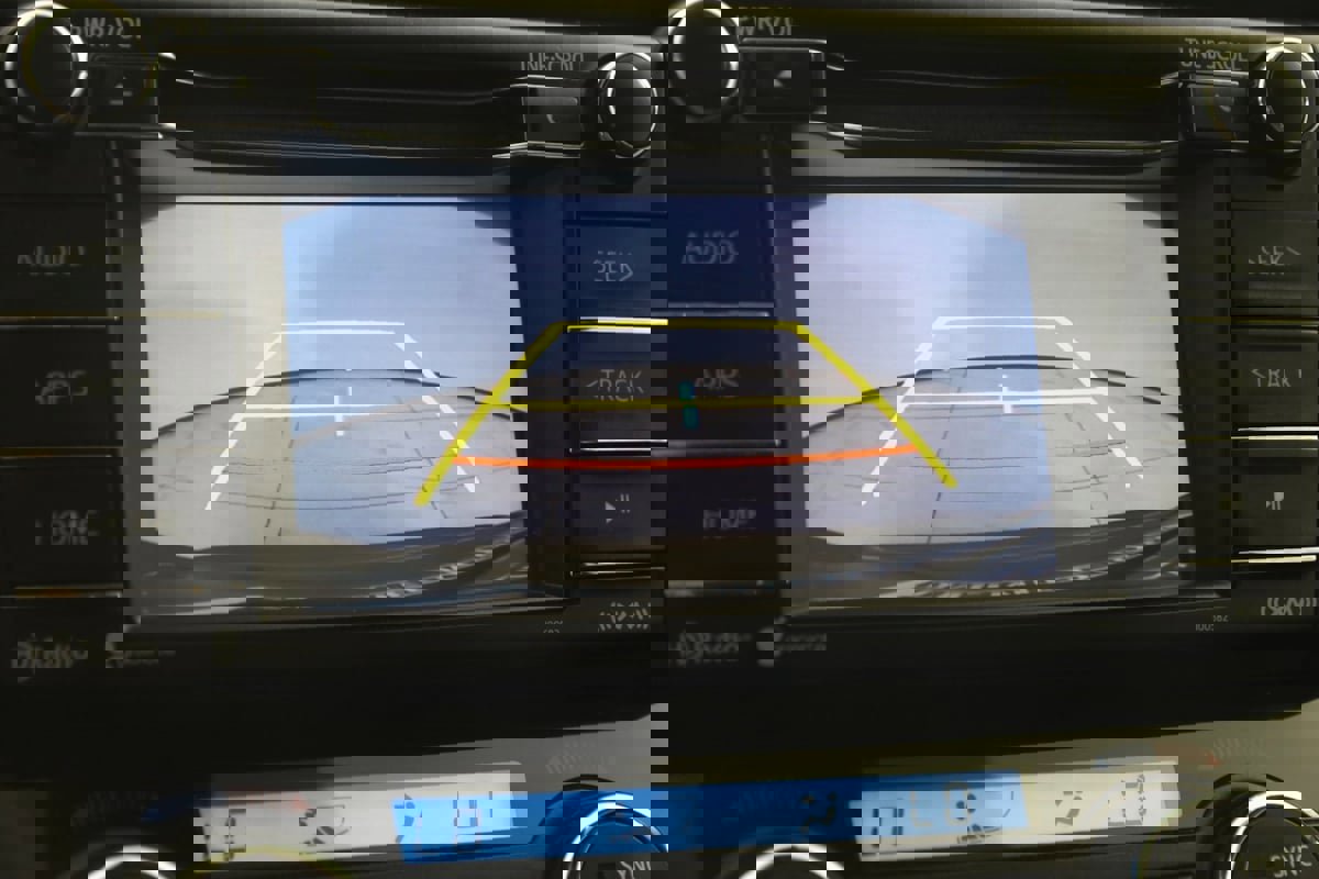 Used 2017 Toyota RAV4 XLE image 8